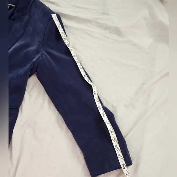 Vintage Bianca Nygard 100% Silk One-Button Navy Blue Blazer, Size 8 - Picture 11 of 11